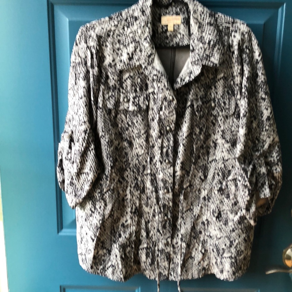 Retro Reptile inspired print shirt